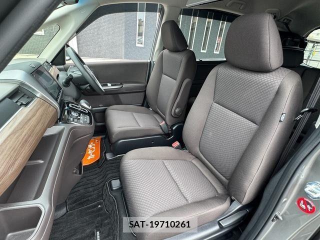 Honda FREED HYBRID 2021-12 7616718-10