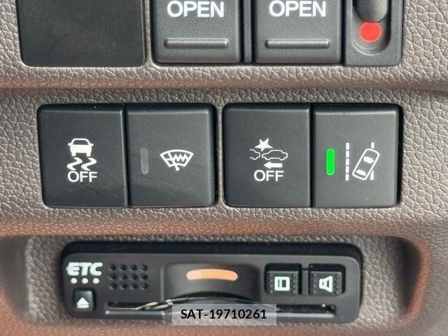 Honda FREED HYBRID 2021-12 7616718-18