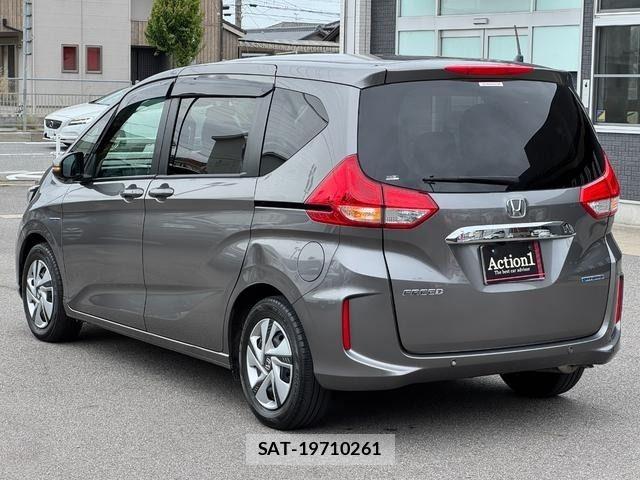Honda FREED HYBRID 2021-12 7616718-3