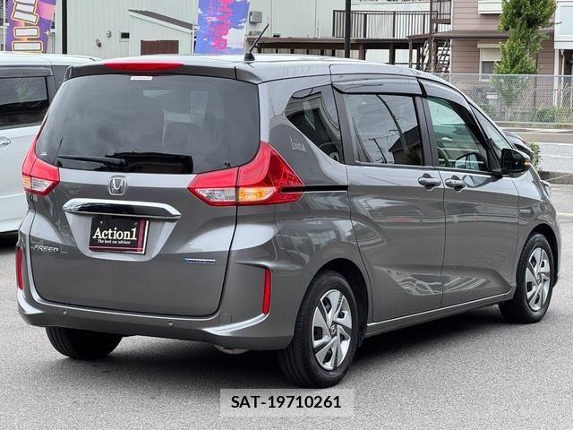 Honda FREED HYBRID 2021-12 7616718-5