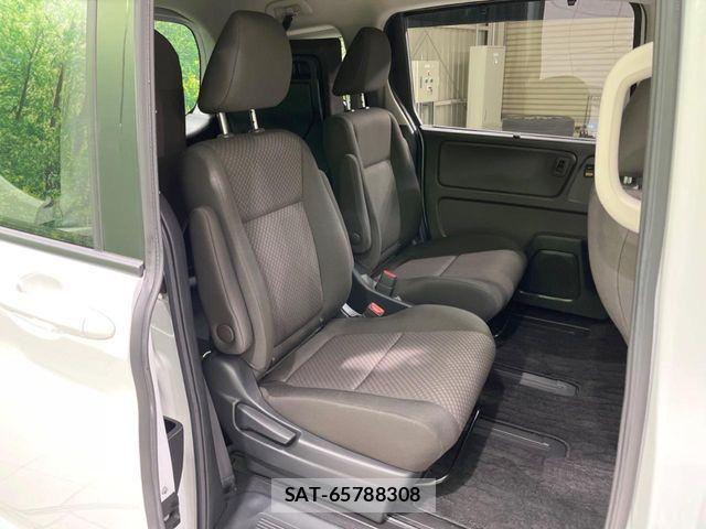 Honda FREED HYBRID 2024-01 7616710-8