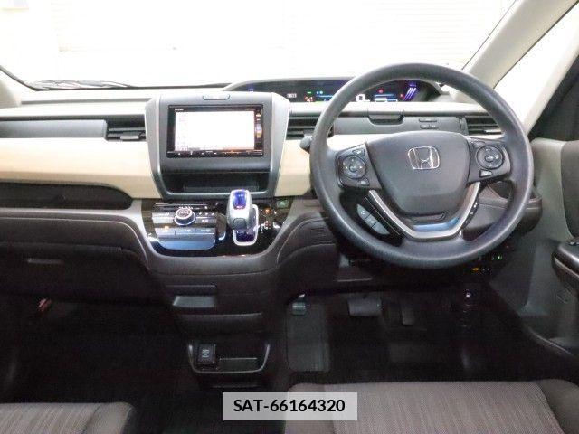 Honda FREED HYBRID 2017-08 7723585-2
