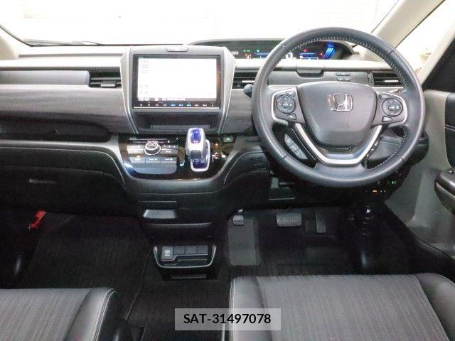Honda FREED HYBRID 2017-09 7723580-2