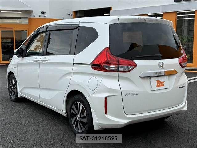 Honda FREED HYBRID 2016-10 7723587-12