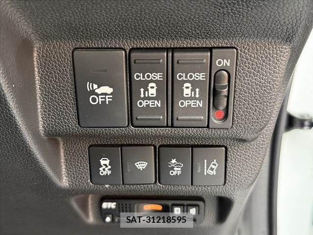Honda FREED HYBRID 2016-10 7723587-23