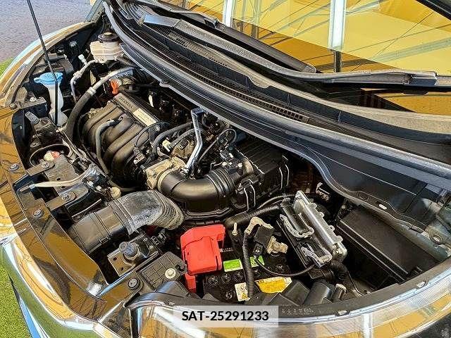 Honda FREED HYBRID 2018-02 7723575-13