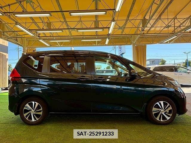 Honda FREED HYBRID 2018-02 7723575-17