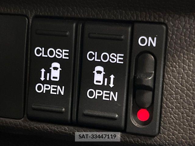 Honda FREED HYBRID 2023-07 7785180-4