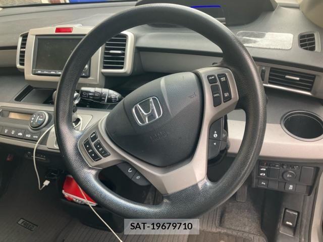 Honda FREED HYBRID 2011-12 7785150-11