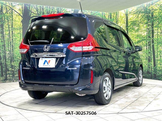 Honda FREED HYBRID 2022-06 7785166-17