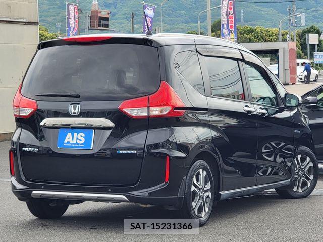 Honda FREED HYBRID 2021-07 7876591-9