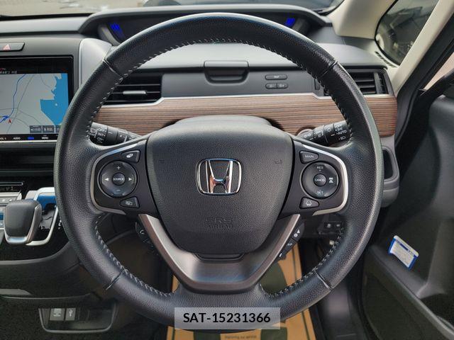 Honda FREED HYBRID 2021-07 7876591-12
