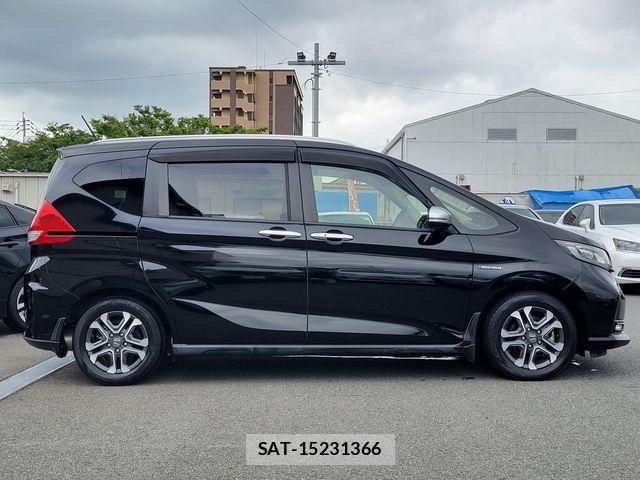 Honda FREED HYBRID 2021-07 7876591-3
