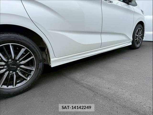 Honda FREED HYBRID 2022-09 7876589-13