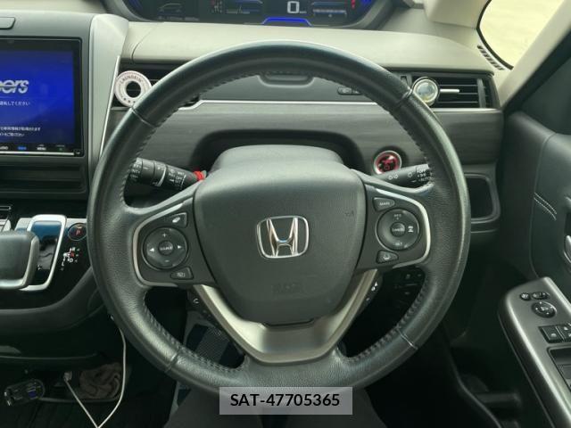 Honda FREED HYBRID 2020-01 7876598-16