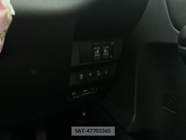 Honda FREED HYBRID 2020-01 7876598-19