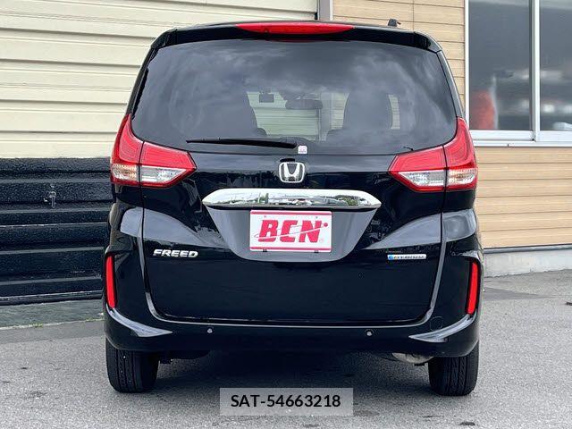Honda FREED HYBRID 2022-06 7876592-23