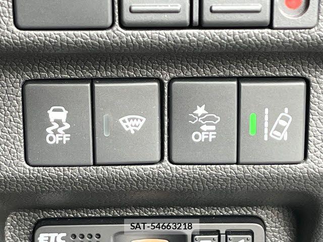 Honda FREED HYBRID 2022-06 7876592-5