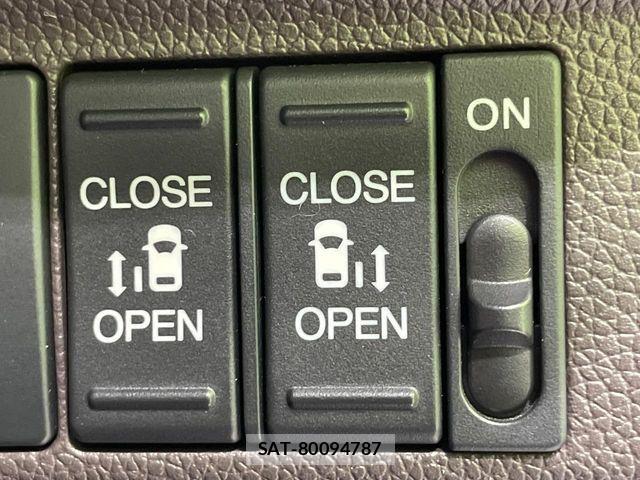 Honda FREED HYBRID 2018-01 7876596-2