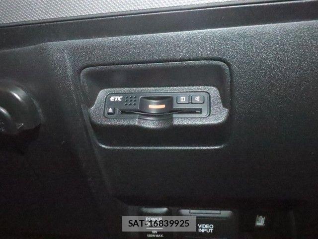 Honda FREED HYBRID 2011-12 7902649-18
