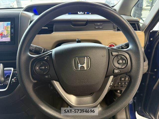 Honda FREED HYBRID 2017-11 7961794-12