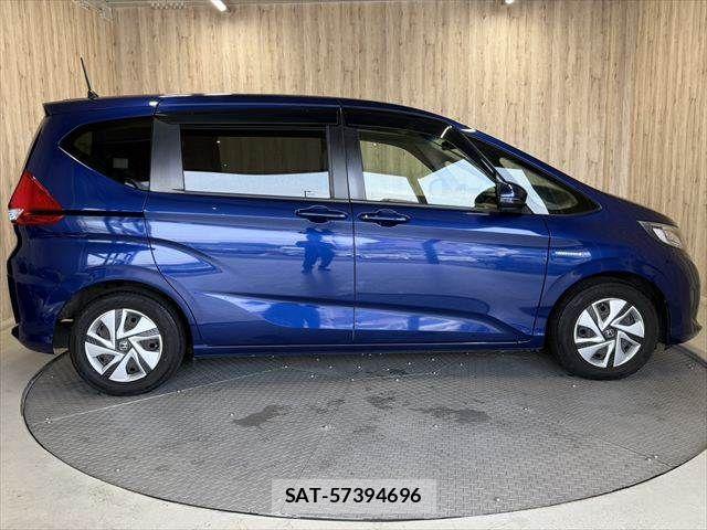 Honda FREED HYBRID 2017-11 7961794-17