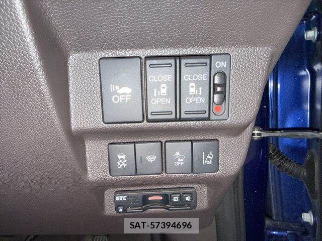 Honda FREED HYBRID 2017-11 7961794-7