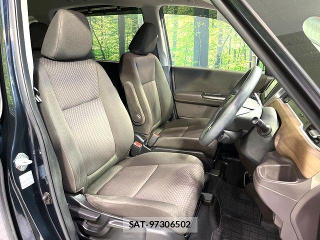 Honda FREED HYBRID 2019-11 7961792-8