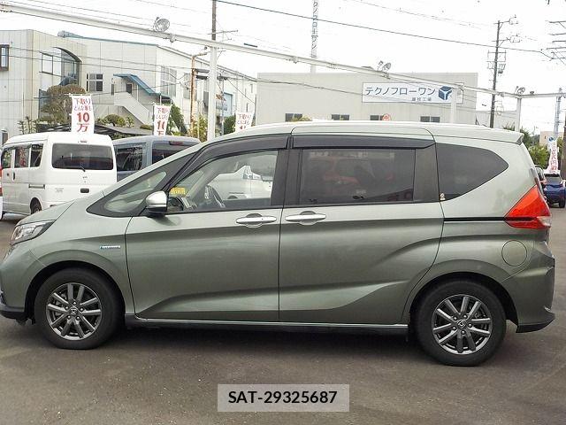 Honda FREED HYBRID 2021-12 7961793-7