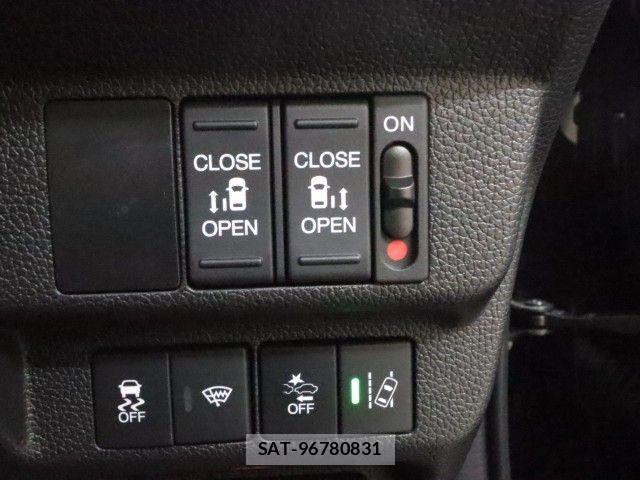 Honda FREED HYBRID 2021-05 7979301-18