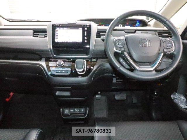 Honda FREED HYBRID 2021-05 7979301-2