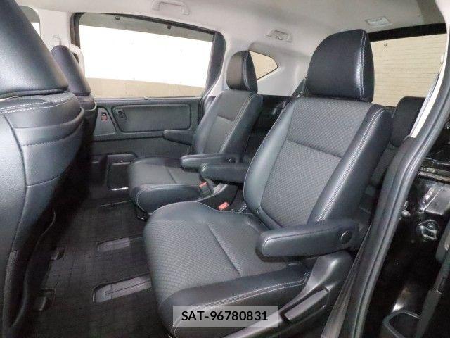 Honda FREED HYBRID 2021-05 7979301-7