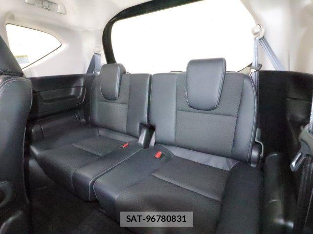 Honda FREED HYBRID 2021-05 7979301-8