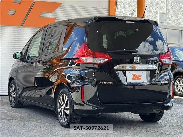Honda FREED HYBRID 2017-08 7979304-11