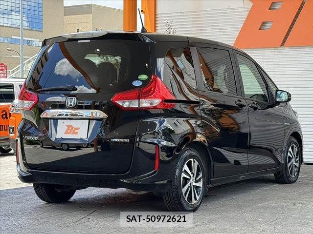 Honda FREED HYBRID 2017-08 7979304-13