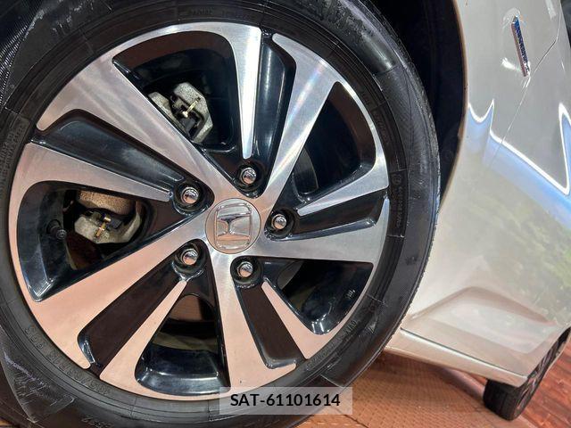 Honda FREED HYBRID 2019-07 8035697-13
