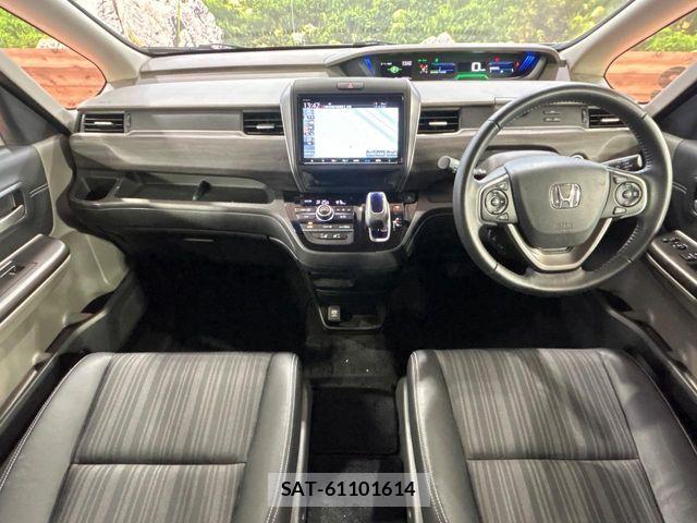 Honda FREED HYBRID 2019-07 8035697-1