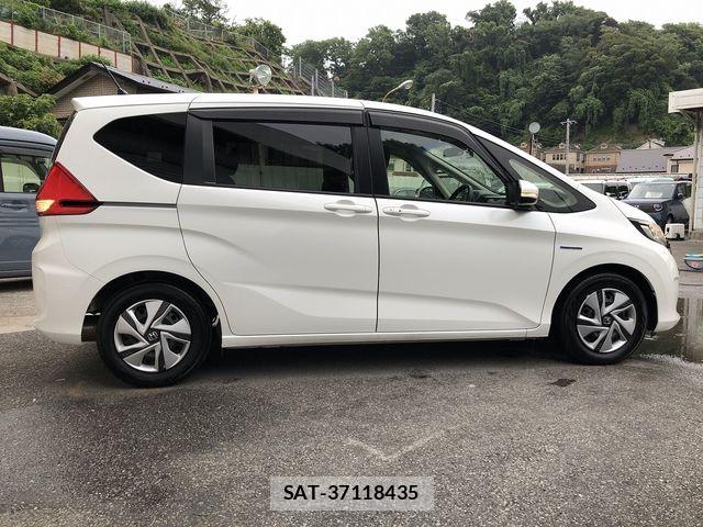 Honda FREED HYBRID 2017-06 8035701-5