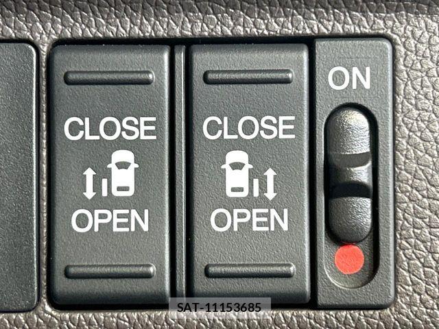 Honda FREED HYBRID 2022-07 8035695-4