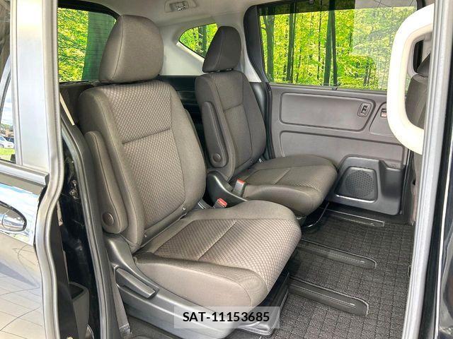 Honda FREED HYBRID 2022-07 8035695-8
