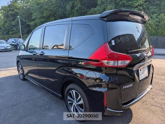 Honda FREED HYBRID 2016-10 8035702-22