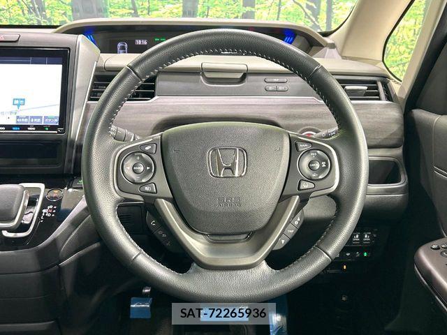 Honda FREED HYBRID 2023-09 8035698-11