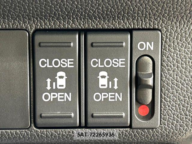 Honda FREED HYBRID 2023-09 8035698-4