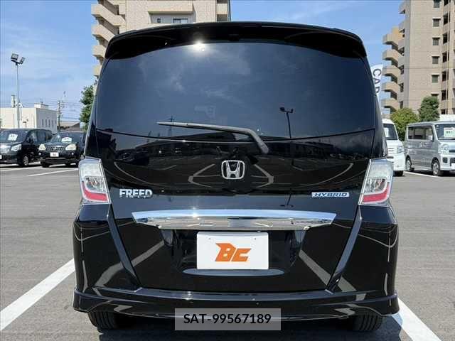 Honda FREED HYBRID 2013-12 8035706-13