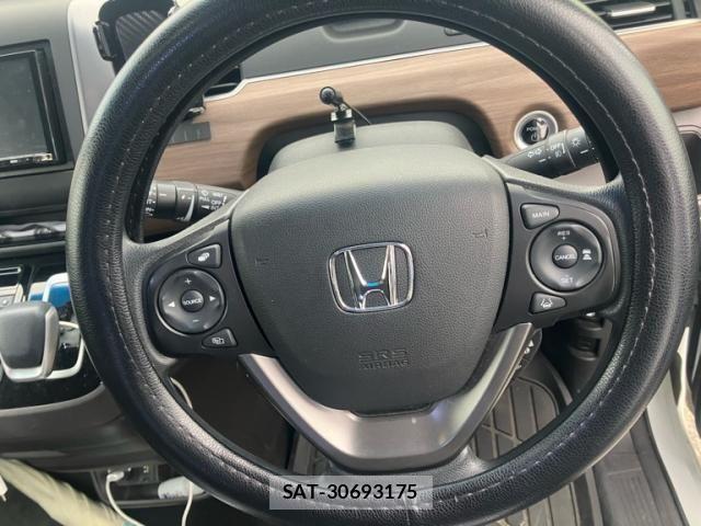 Honda FREED HYBRID 2020-08 8073842-14
