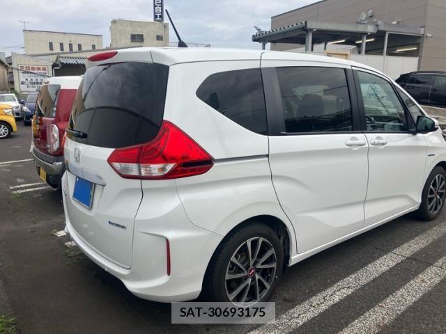 Honda FREED HYBRID 2020-08 8073842-2