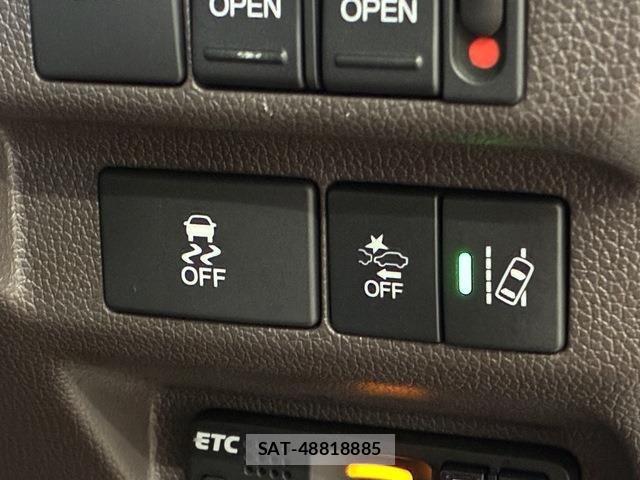 Honda FREED HYBRID 2017-03 8073838-14