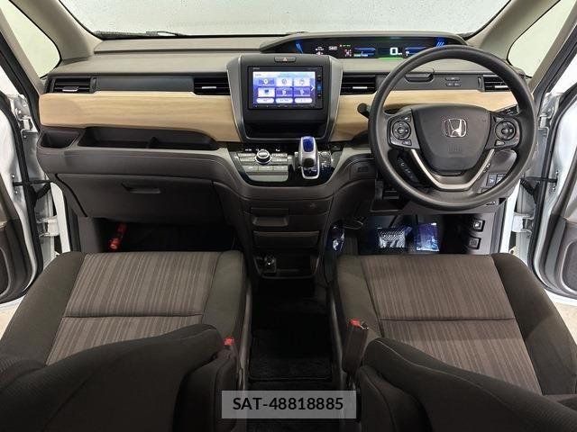 Honda FREED HYBRID 2017-03 8073838-1