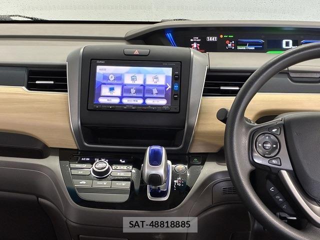 Honda FREED HYBRID 2017-03 8073838-21