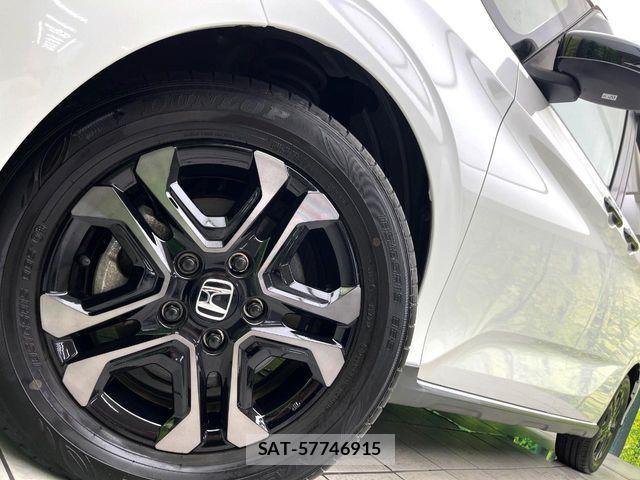 Honda FREED HYBRID 2023-06 8073835-13